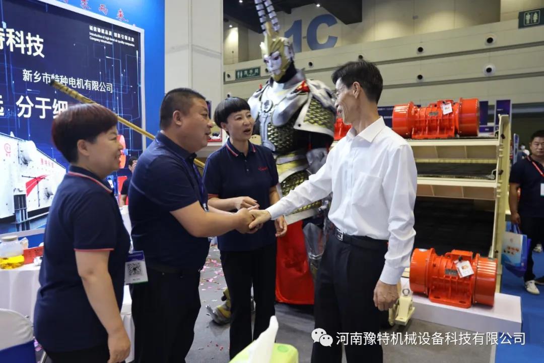 重磅——展會第一天，豫特科技～新特電機現(xiàn)場實況